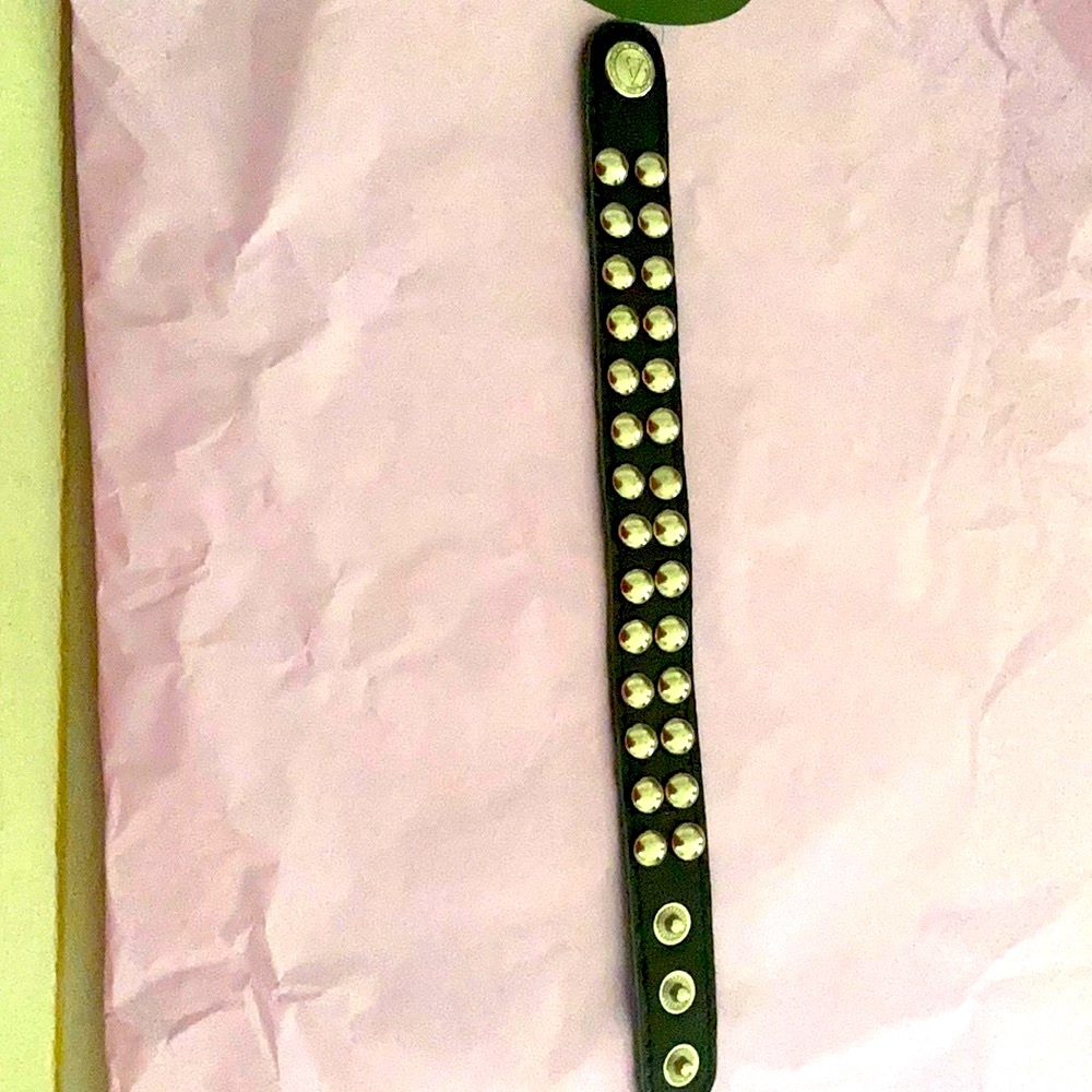 💥Metal round LEATHER studded bracelet UNISEX. ‼️FINAL PRICE‼️